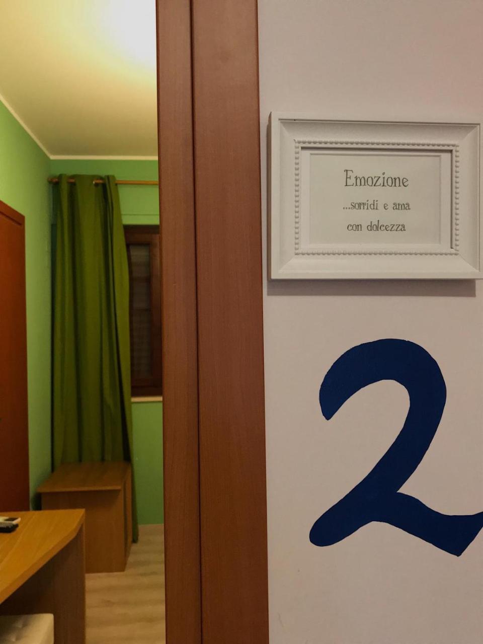 Hotel Opera' Moscufo Eksteriør billede